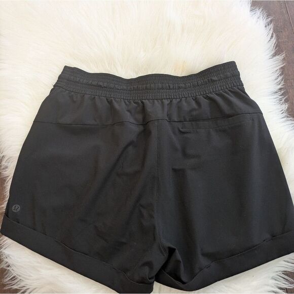 Lululemon Spring Break Away MR Short 3" Women's Black Shorts W7BFYS Size 6 - Picture 7 of 9
